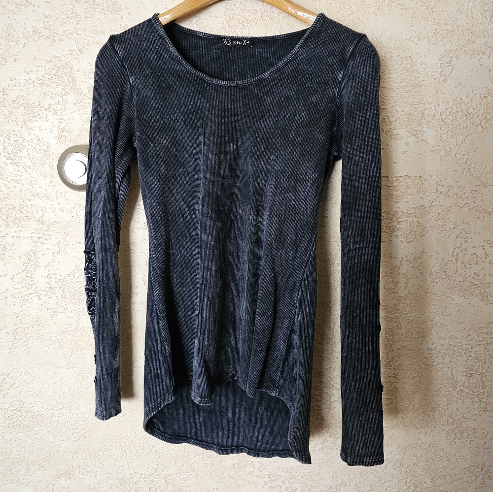 Urban X long sleeve shirt, size large